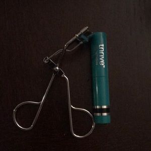 THRIVE CAUSEMETICS eyelash curler/liquid eyeliner